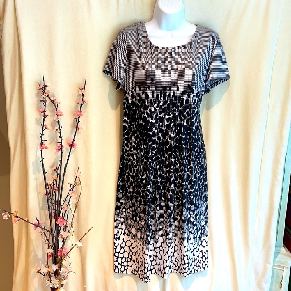 Perceptions New York Short Sleeved Dress